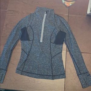 LULULEMON 1/4 zip long sleeve pullover top.